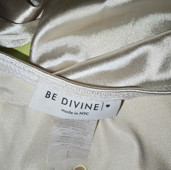 Satin, halter wrap cropped top - Picture 3 of 11